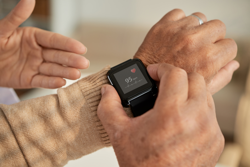 smartwatch for seniors with SIM card