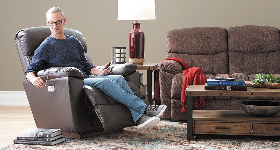 what is a space-saver recliner What is a Space-Saver Recliner? Ideal Fits for Small Rooms